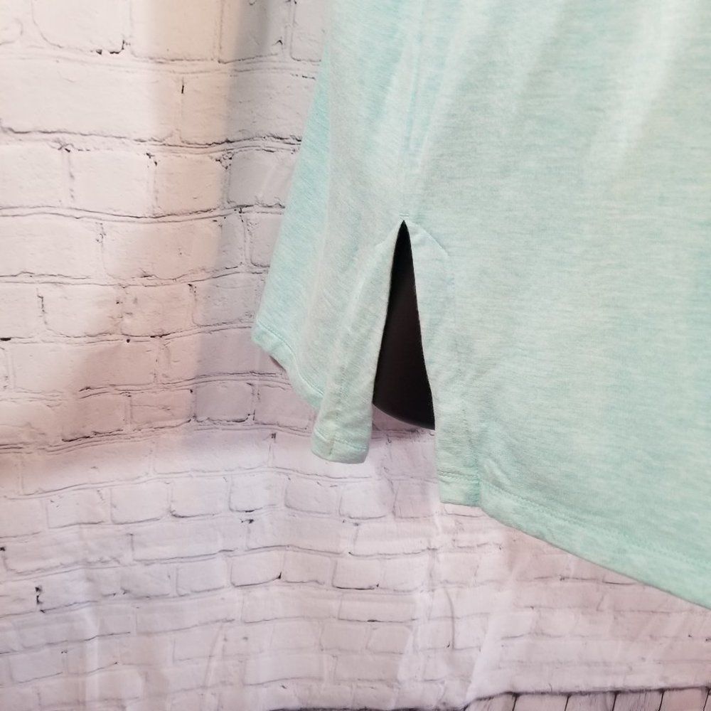 Z by Zobha Super Cozy and Soft Blue V Neck Tee Size XL/EG - Picture 5 of 6